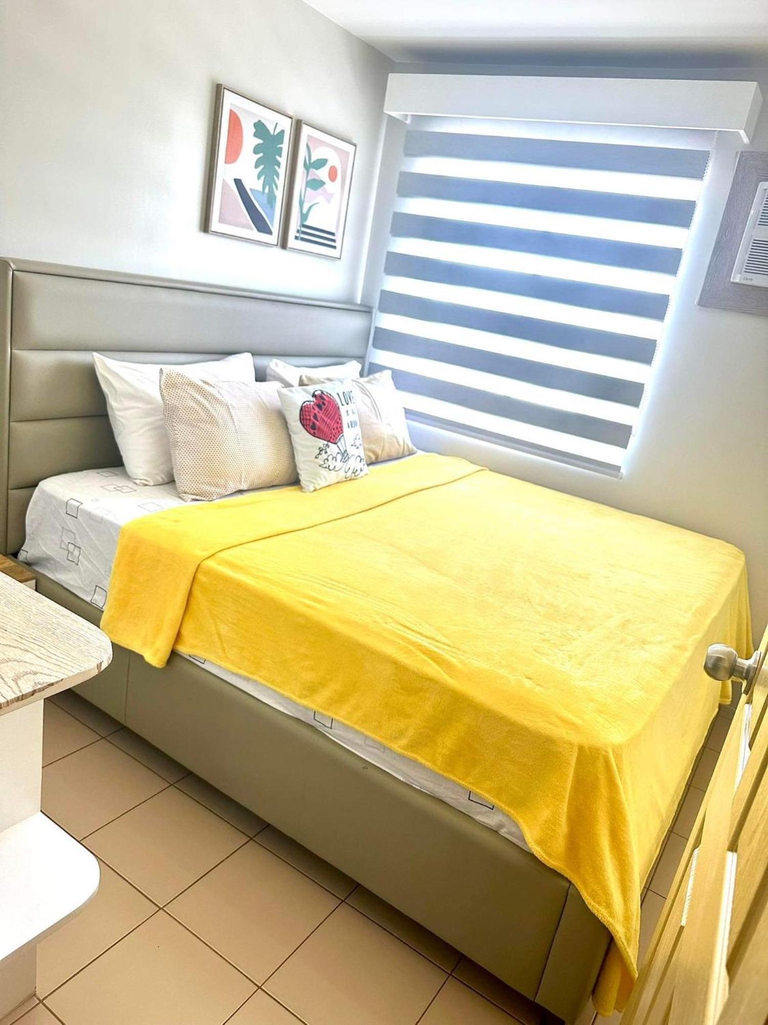 Spacious 2 bedroom 42sqm condo unit Iloílo Exterior foto